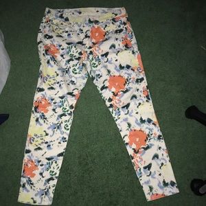 Gap printed jean